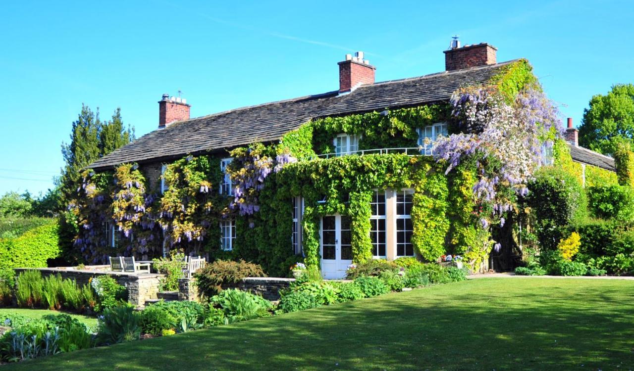 Hilltop Country House Macclesfield Exterior photo
